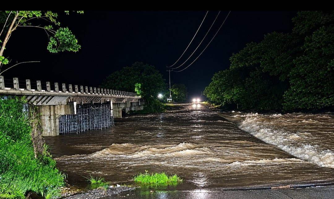 Precaución en el río Tinico, El Estor, Izabal, fuertes corrientes representan peligro